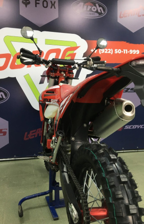 Holeshot red edition_11