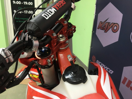 Holeshot red edition_14